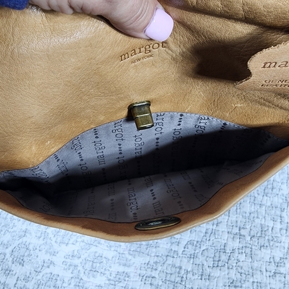 Tan Genuine Leather Crossbody Shoulder Bag with Turn Lock - Picture 2 of 9